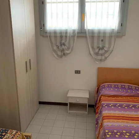 With Pool In 57971 Apartman Rosolina Mare